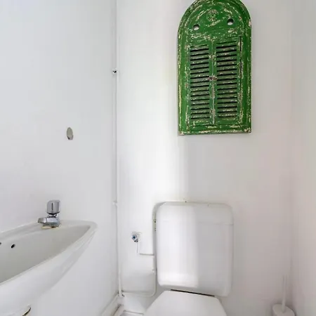 In Front Of Sacre Coeur - 2 Bedrooms In Last Floor *